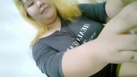 Snapshot of bombastic_darla chatting on 09.13.25 bombastic_darla online show from 09.13.25