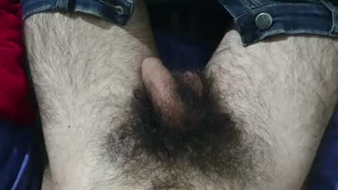 Snapshot of bomvemcam chatting on 06.19.26 Im Bom - Tip if You Liked my Hairy Body - Private Show is Open - Read more about me in the bio below online show from 06.19.26