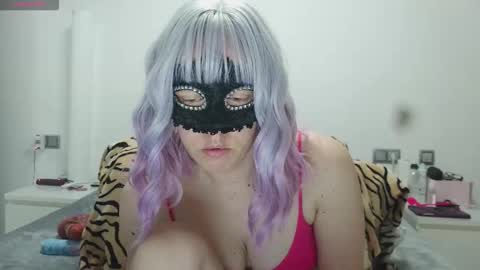 Lucy online show from 03.31.26