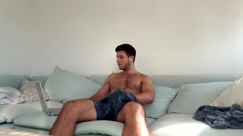 Snapshot of bondi333 chatting on 02.05.25 Bondi online show from 02.05.25