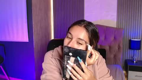 Snapshot of bonnali_lune chatting on 06.27.26 bonnali_lune online show from 06.27.26