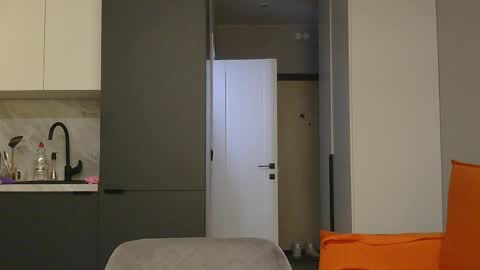 bonne_chance online show from 11.23.25