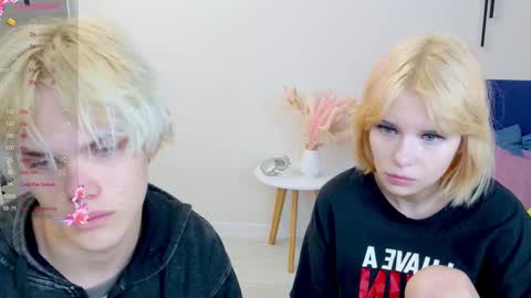 Snapshot of bonnie_and_c1yde chatting on 09.14.25 Jessy Mark online show from 09.14.25