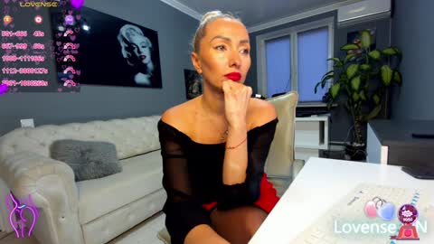 bonnie_annd_clyde online show from 12.23.24