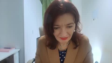 Snapshot of bonnie_naughtyy chatting on 02.25.26 Milena online show from 02.25.26