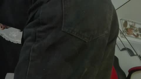   online show from 11.04.25