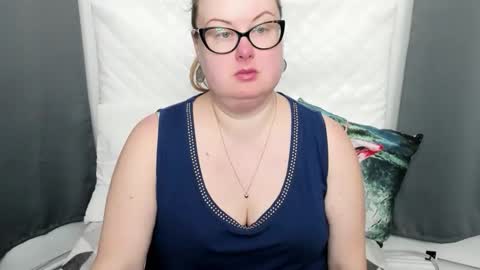 Bonnie online show from 11.27.25