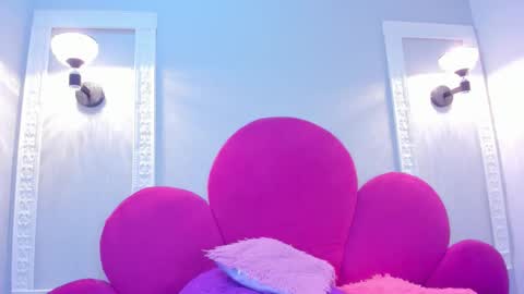 Snapshot of bonniie_22 chatting on 10.28.25 Bonnie online show from 10.28.25