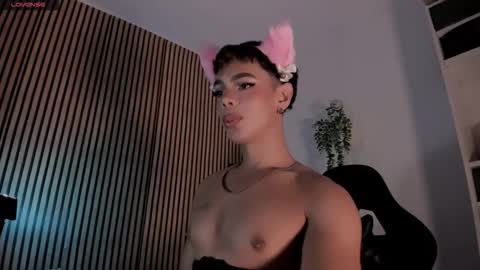 Bonny Shine online show from 10.25.25