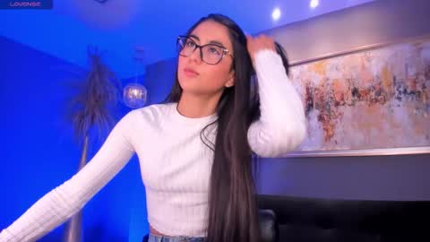 Snapshot of bonnyrosex chatting on 02.19.26 Bonny online show from 02.19.26