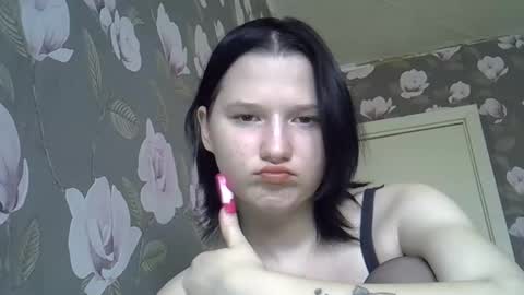 Snapshot of bony_may4 chatting on 12.28.24 bony_may4 online show from 12.28.24