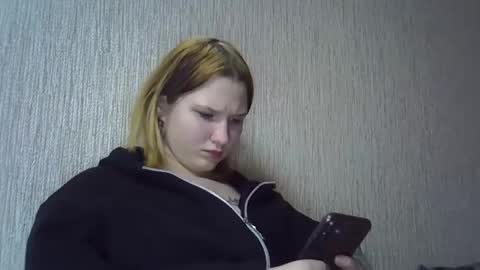 Snapshot of bony_may4 chatting on 02.23.25 bony_may4 online show from 02.23.25