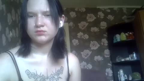 Snapshot of bony_may4 chatting on 09.14.25 bony_may4 online show from 09.14.25