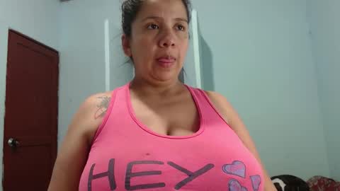 Snapshot of boobs_helling_ chatting on 11.13.25 Luciana independent model online show from 11.13.25