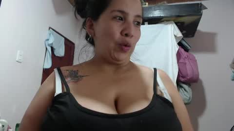 Snapshot of boobs_helling_ chatting on 04.14.26 Luciana independent model online show from 04.14.26