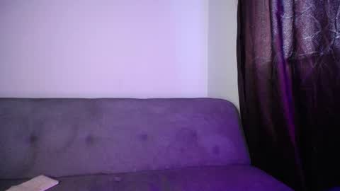 KIM     online show from 11.28.25