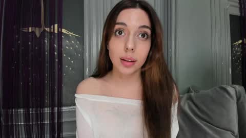 EVA online show from 12.12.24