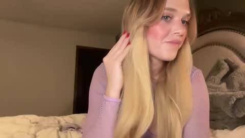 booksnlooksgirl online show from 01.08.25