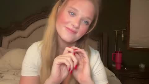 booksnlooksgirl online show from 01.13.25