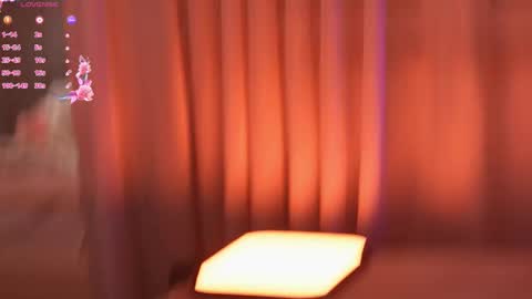 Snapshot of boootyfrytti chatting on 11.13.25 boootyfrytti online show from 11.13.25