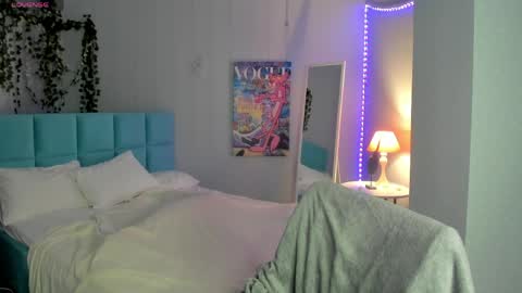 Milena online show from 04.06.26