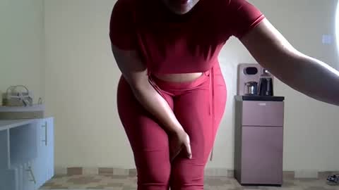 bootieshakess online show from 02.23.25