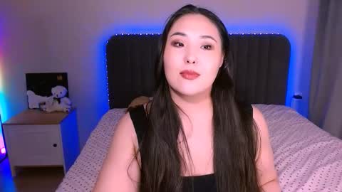 Snapshot of bootylecious_ chatting on 02.24.26 Mona online show from 02.24.26