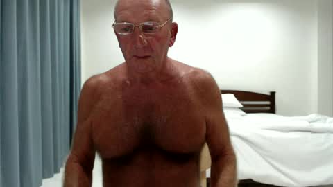 Snapshot of boppy21 chatting on 02.13.25 Boppy21 online show from 02.13.25