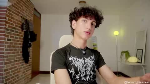 Snapshot of boream_ chatting on 11.03.25 Bream online show from 11.03.25