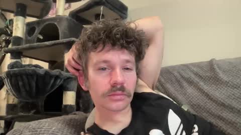 Snapshot of boredidiotadd chatting on 02.24.26 boredidiotadd online show from 02.24.26