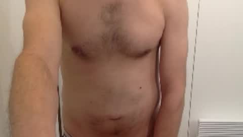 Snapshot of borisvian75019 chatting on 01.28.25 HornyBoo online show from 01.28.25