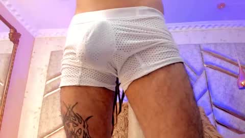 Snapshot of bossdominator1 chatting on 10.23.25 Boss online show from 10.23.25