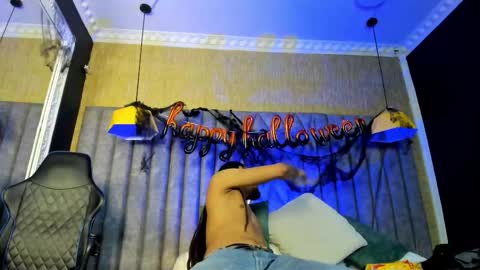 Snapshot of bossdominator1 chatting on 10.26.25 Boss online show from 10.26.25