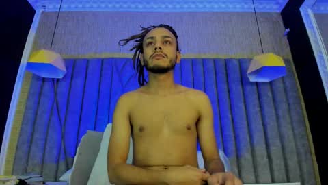 Snapshot of bossdominator1 chatting on 11.17.25 Boss online show from 11.17.25