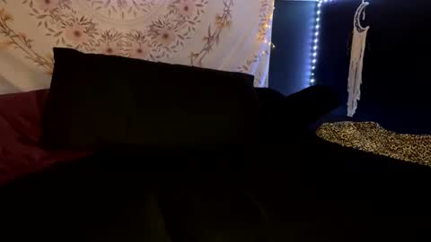 Snapshot of bossmomma chatting on 12.13.24 BossMom online show from 12.13.24