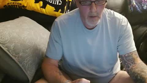 bostonguy1969 online show from 04.20.26