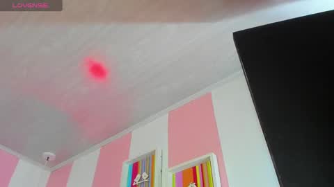 Snapshot of bouncing_bunnyxxx69 chatting on 11.19.25 bouncing_bunnyxxx69 online show from 11.19.25