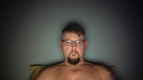 Snapshot of bowtieguy84 chatting on 12.18.25 bowtieguy84 online show from 12.18.25