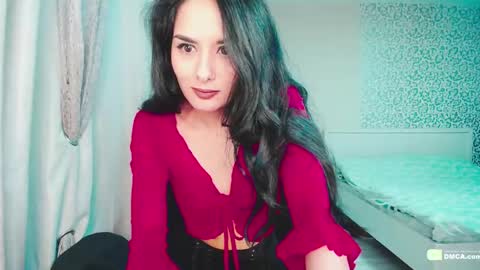 Snapshot of boxinghelen chatting on 12.17.24 Helen online show from 12.17.24