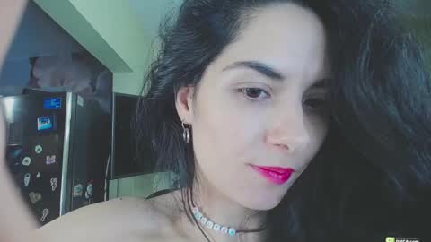 Snapshot of boxinghelen chatting on 02.17.25 Helen online show from 02.17.25