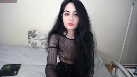 Snapshot of boxinghelen chatting on 11.01.25 Helen online show from 11.01.25