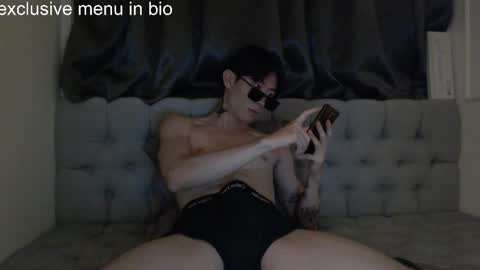 boxman556990 online show from 11.21.25