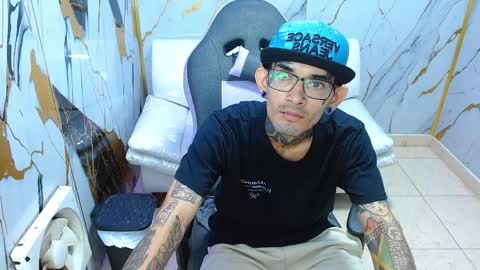 boy_tatto77 online show from 03.28.26