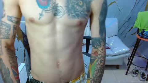 boy_tatto77 online show from 04.20.26