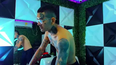 boy_tatto777 online show from 09.18.25