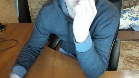 BoyApollon online show from 11.26.25