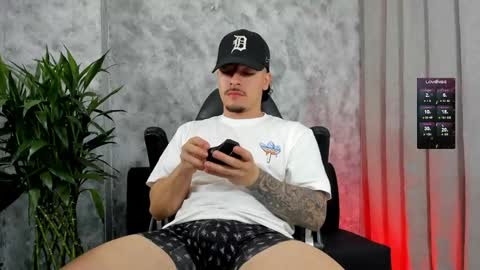 boyc02_ online show from 12.23.25