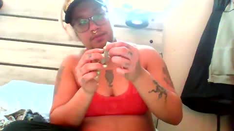 Snapshot of boypussy4lyfe chatting on 12.18.25 boypussy4lyfe online show from 12.18.25