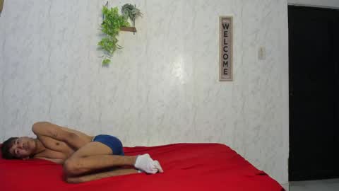 ALEX - TAYLER  -MIKE online show from 04.10.26