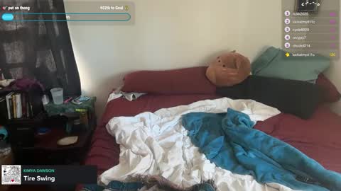 Snapshot of boywithbug chatting on 01.05.26 boywithbug online show from 01.05.26